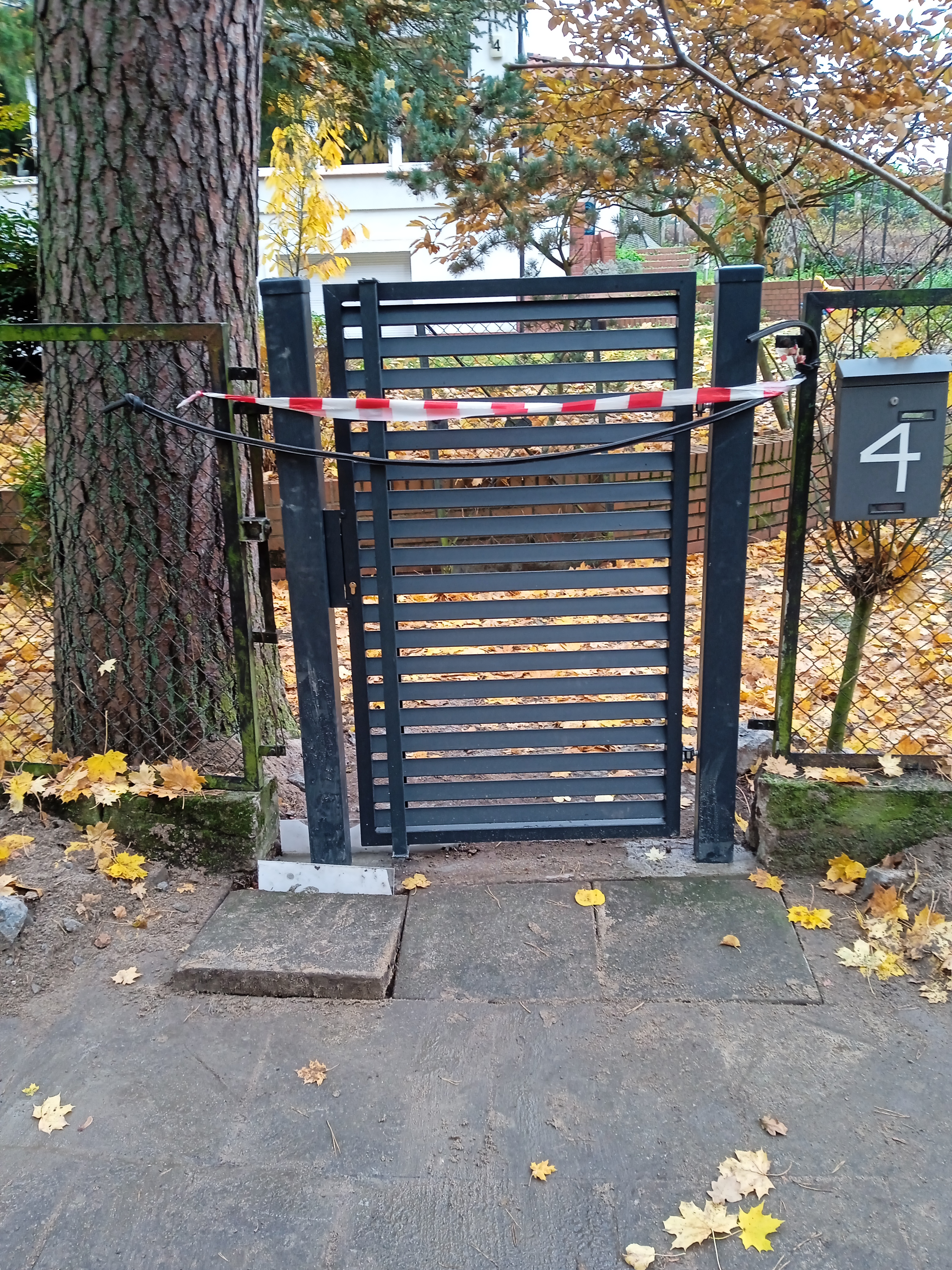 Montaż ogrodzenia - zdjęcie 3